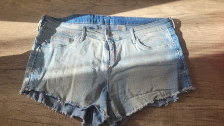 SHORTS Gr. 42, Marke H&M