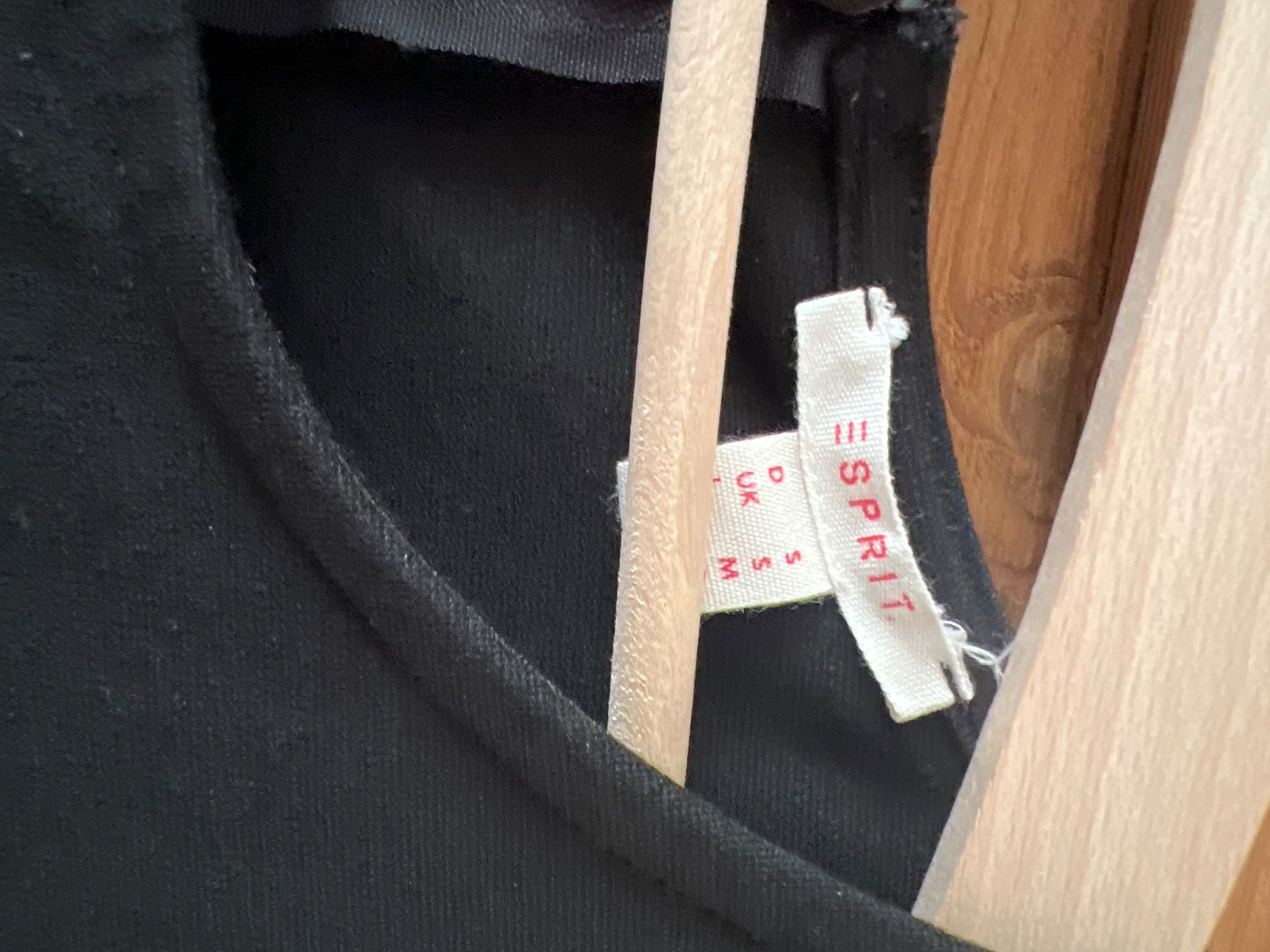 Esprit Kleider: Kleid schwarz Esprit Grösse S – Gebraucht aus Winterthur von britsi 1