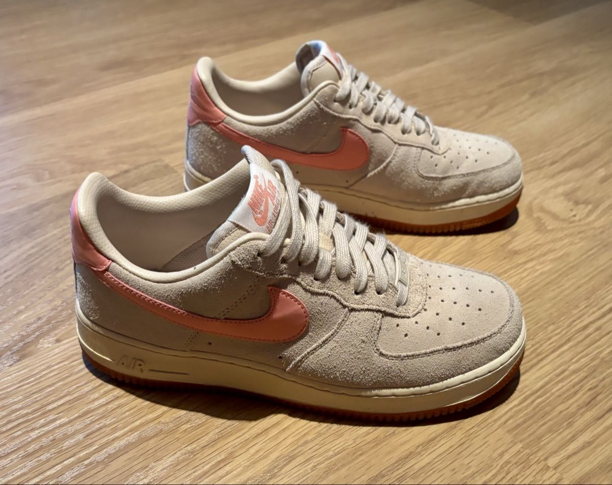 Nike Chaussures femmes: Nike Air Force 1 Sneakers 40.5 – D'occasion à Baden par Tiffany6878 7