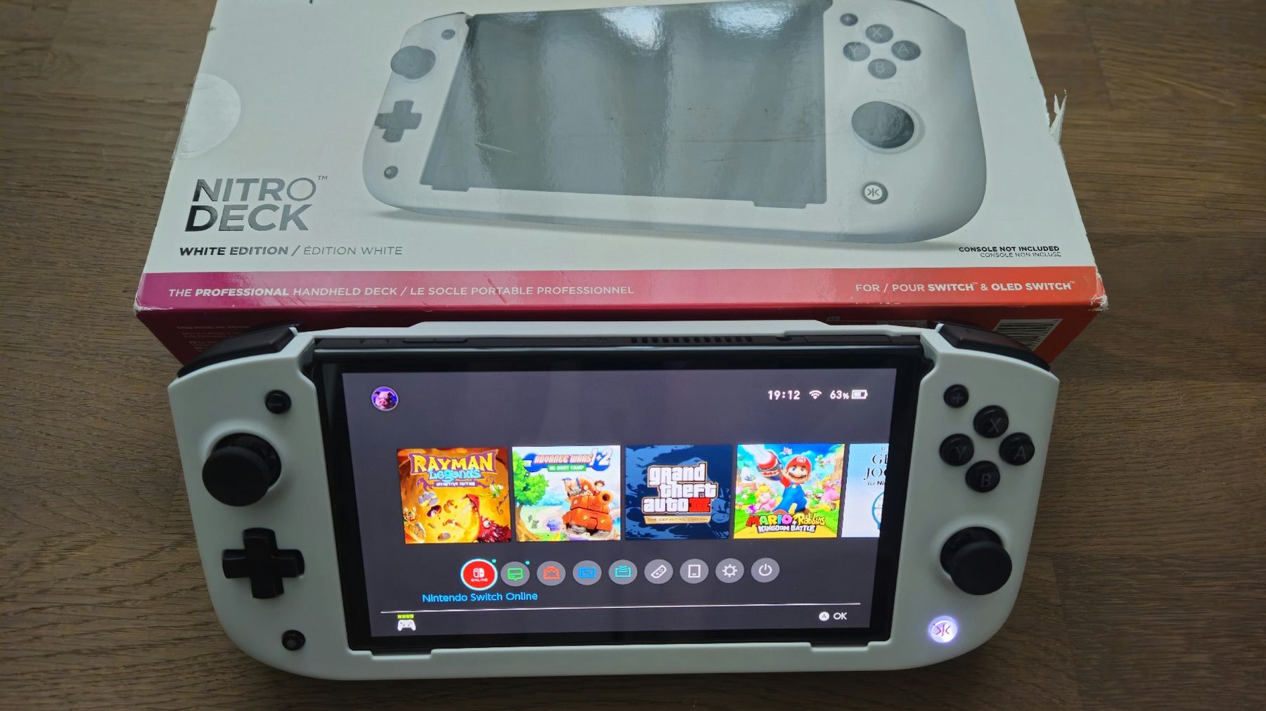 Nintendo Console: Nintendo Switch 1 Sammlung mit 1TB SD mehrere Controller – Nuovo (secondo la descrizione) da Schlieren venduto da mar_sy59 2