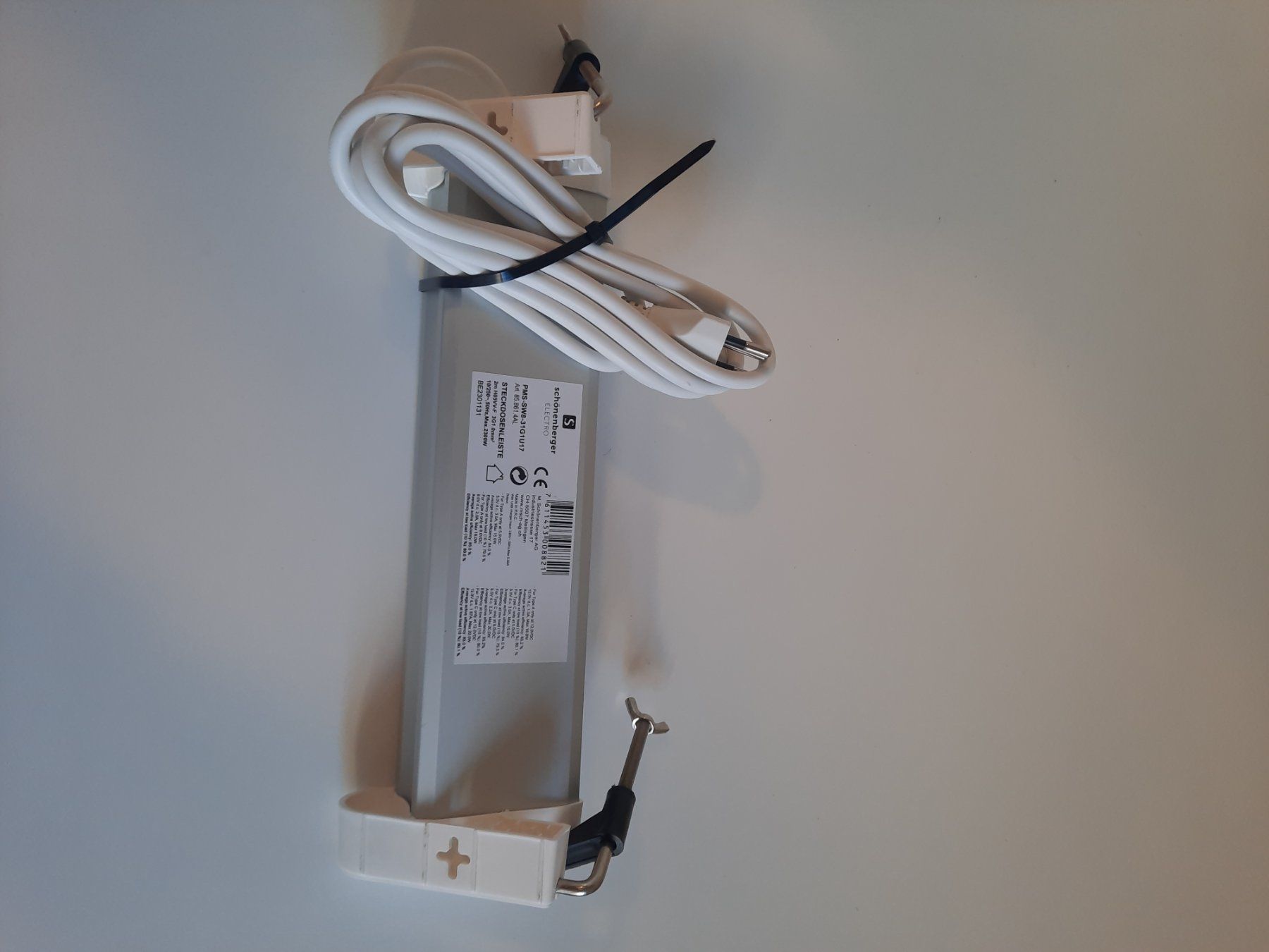 Fiches d'alim.: Steckdosenleiste mit USB – Neuf (Voir description) à Zürich par ONVA-RE-USE 1