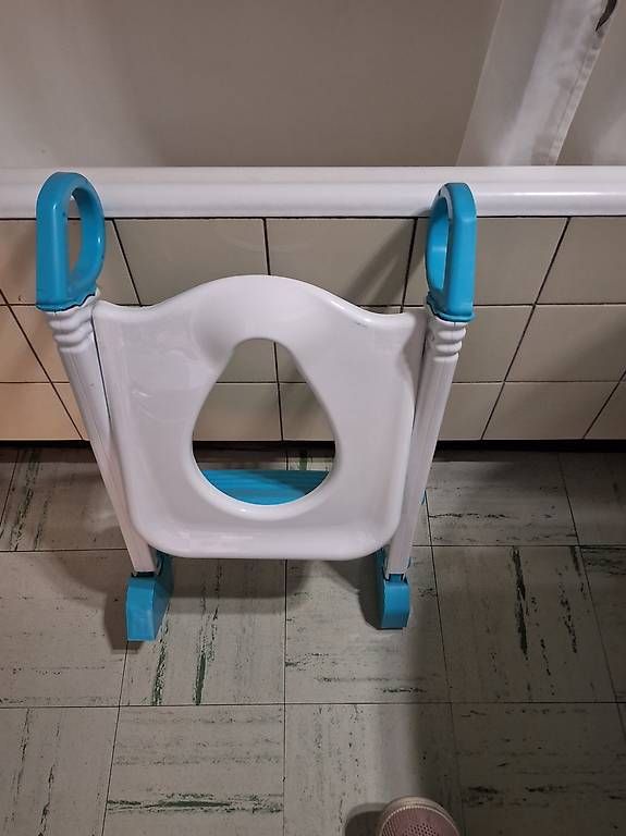 WC: WC-Kindersitz – Gebraucht aus Bern von Starter2 1