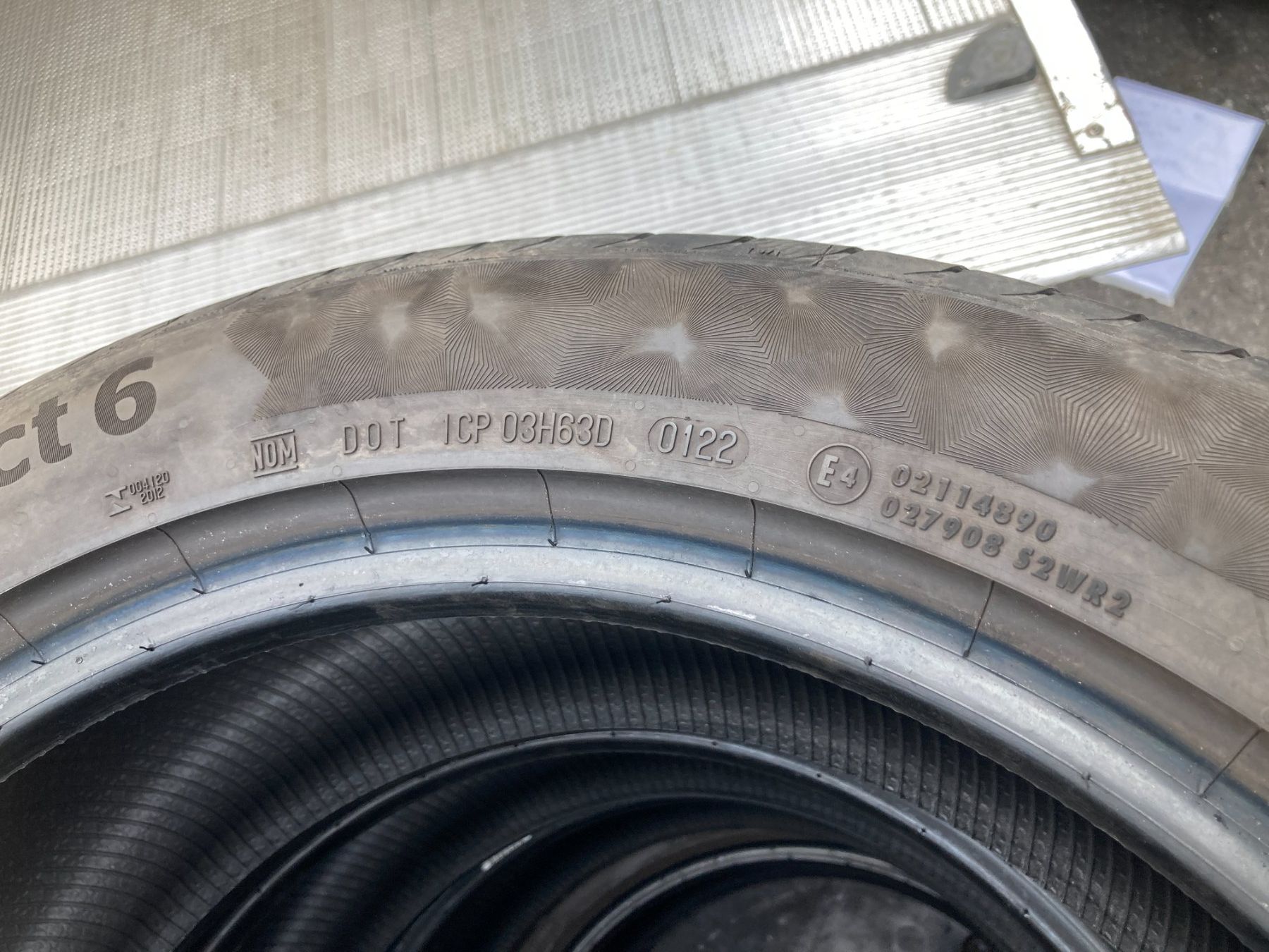 Continental Pneumatici & Ruote complete: 235/50R19 Sommerpneu Continental – Usato da Cham venduto da WB2223 4