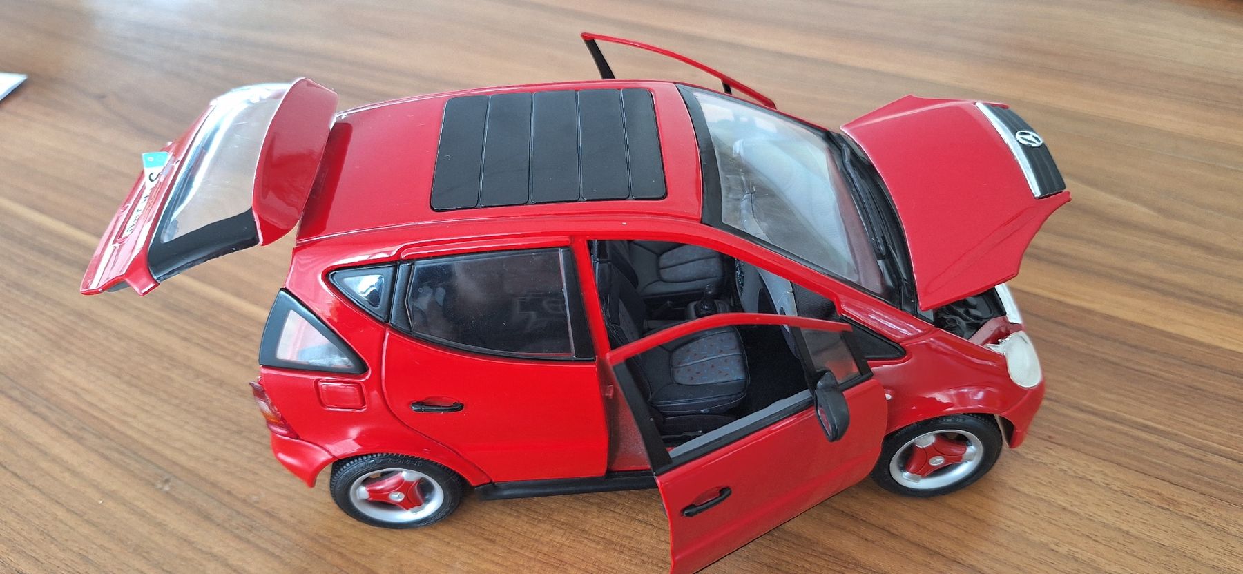 Mercedes-Benz Modellini d'auto: Mercedes Modell A 140 1:18 – Nuovo e nell'imballaggio originale da Brugg AG venduto da bacbac5757 1