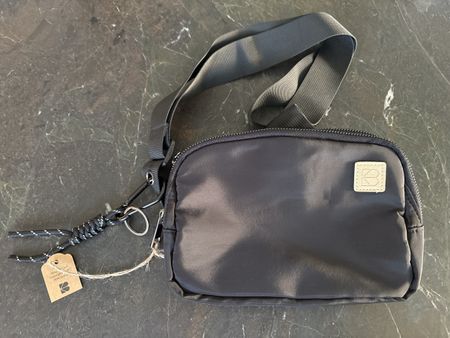 Modische Crossbody-Tasche/Bauchtasche von Bodykiss - Neu!