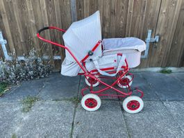 Kinderwagen Puppenwagen rot weiss gestreift guter Zustand