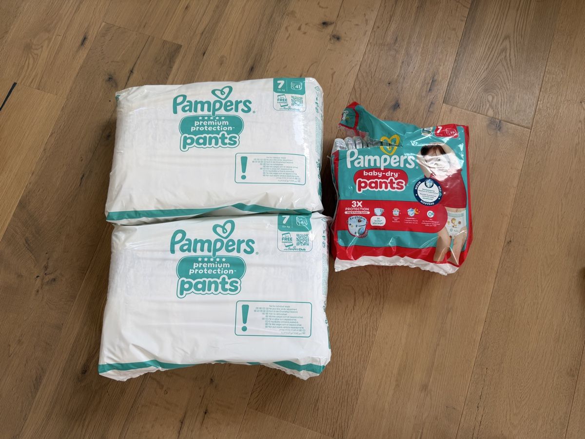 Pampers Bacs à couches & couches: Pampers Pants Grösse 7 – Neuf (Voir description) à Altendorf par Michi89