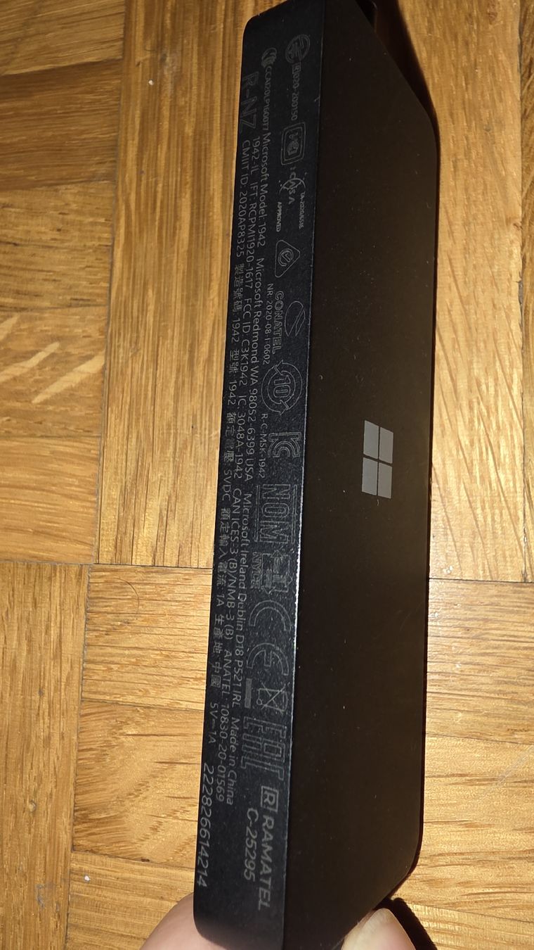 Microsoft Adapter: Microsoft Wireless Display Adapter Modell 1942  – Gebraucht aus Neuhausen von pas_mc8l 2