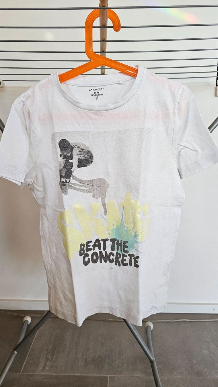 Chemises, T-shirts & Polos: T-Shirt – D'occasion à Buhwil par Nici_la_nic