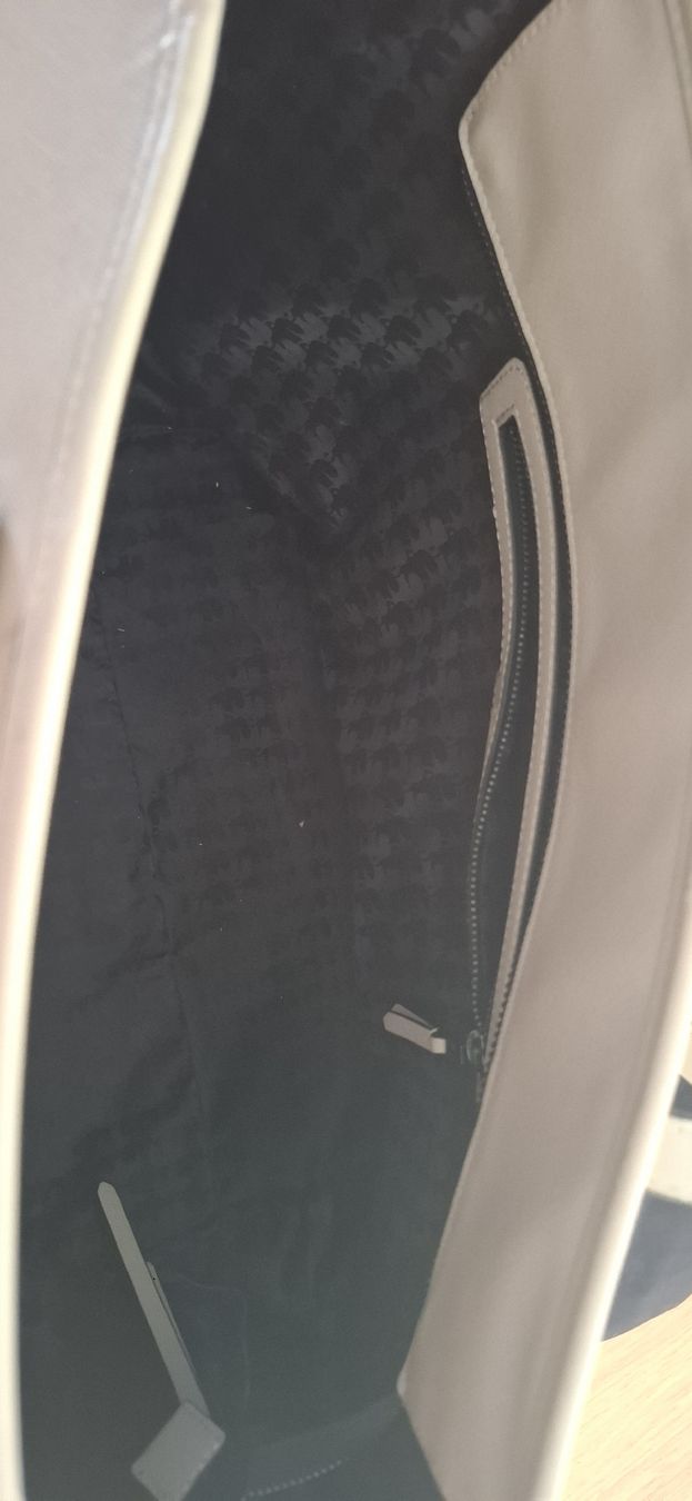 Karl Lagerfeld Taschen für Damen: Original Shopper von Karl Lagerfeld – Gebraucht aus Ried-Brig von Allerlei-2026 2