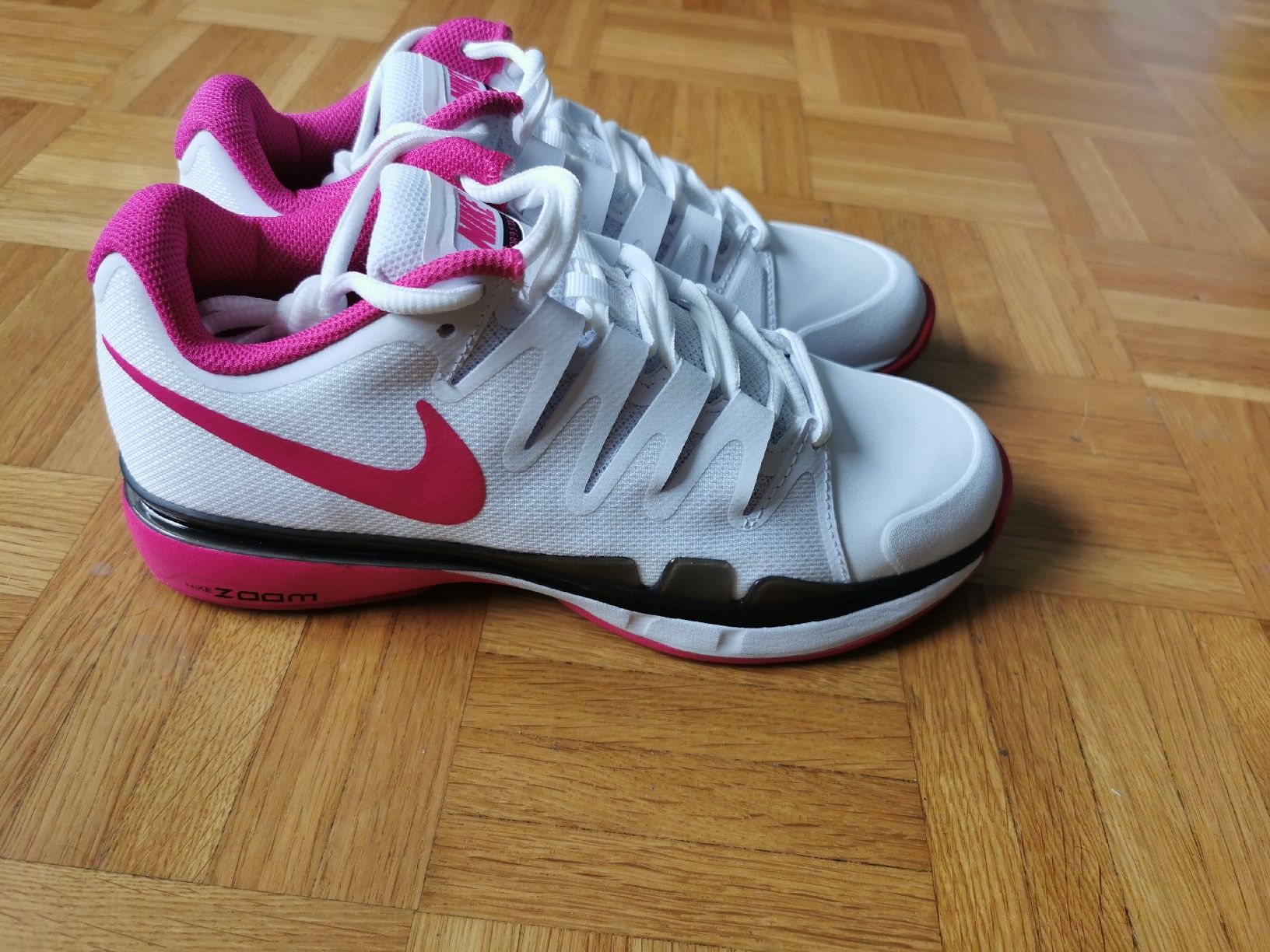 Nike Damenschuhe: Nike vapor 9.5 tour  38 – Neu (gemäss Beschreibung) aus Bern von ged_ffx9 2