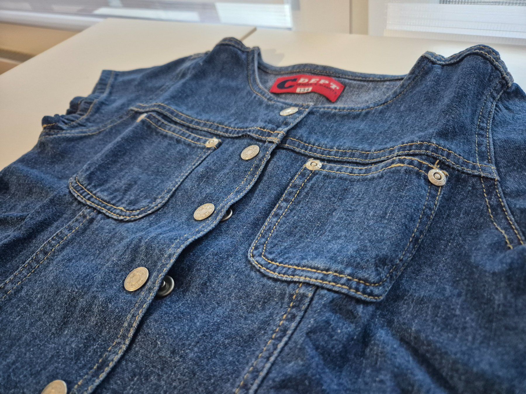 H&M Vestiti & Gonne: Kleid Gr. 134 – Usato da Zürich venduto da pau_y8mv 3
