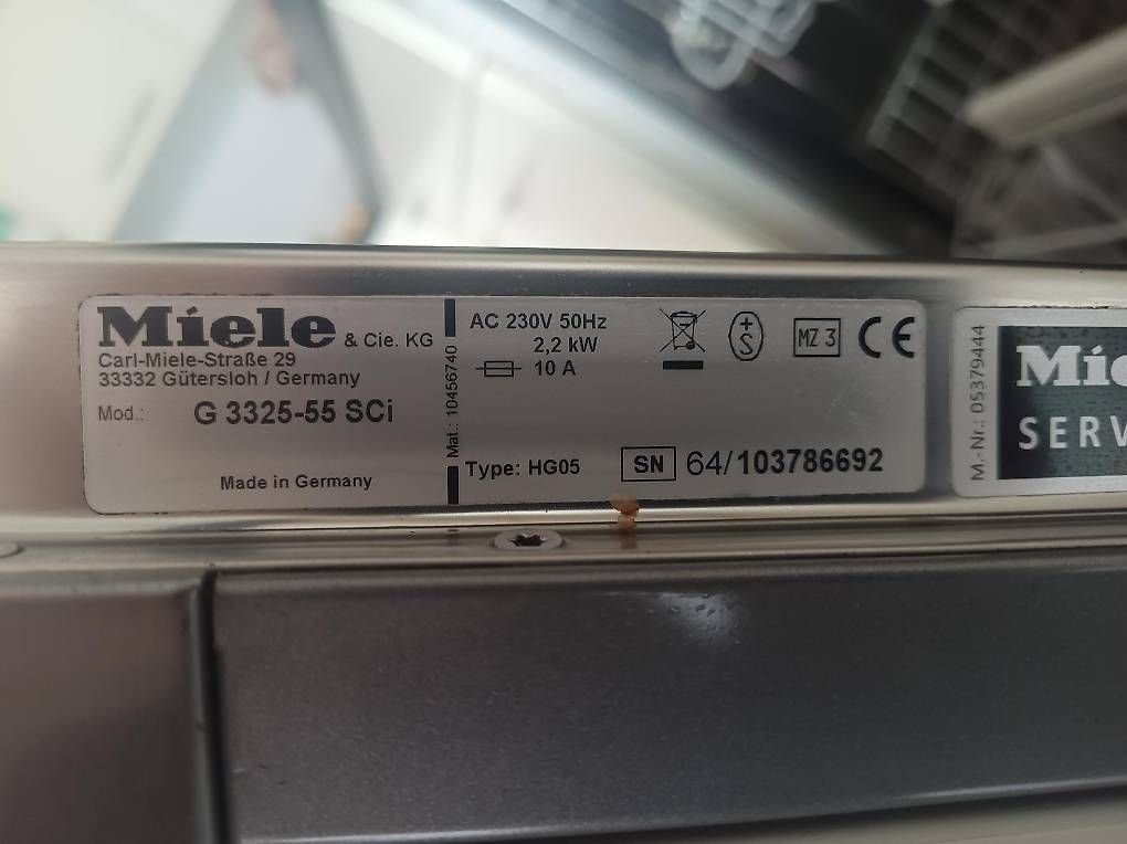 Machines à laver la vaisselle: Geschirrspüler Miele 55 cm – D'occasion à Grüsch par aconze