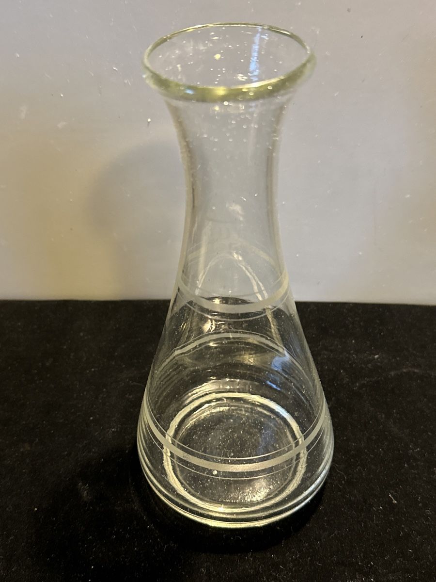 Glasi Hergiswil Caraffe: Antike Glas Karaffe 0.5 Liter,  Nw3, 1915 – Usato da Zürich venduto da Chaeffeler