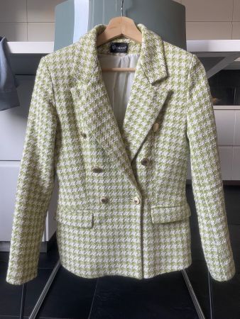 Schicker Frühlings-Blazer von Mixeri, Grösse M,Made in Italy