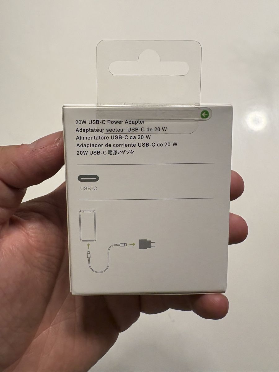 Apple Unità & Adattatore: Apple 20W USB-C Power Adapter - Neuwertig! – Nuovo e nell'imballaggio originale da Mellingen venduto da JLLEA25 2