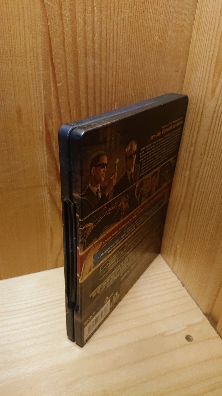 Alle DVDs: MEN IN BLACK 3 Blu-Ray Steelbook – Gebraucht aus Wilderswil von Exebub 3