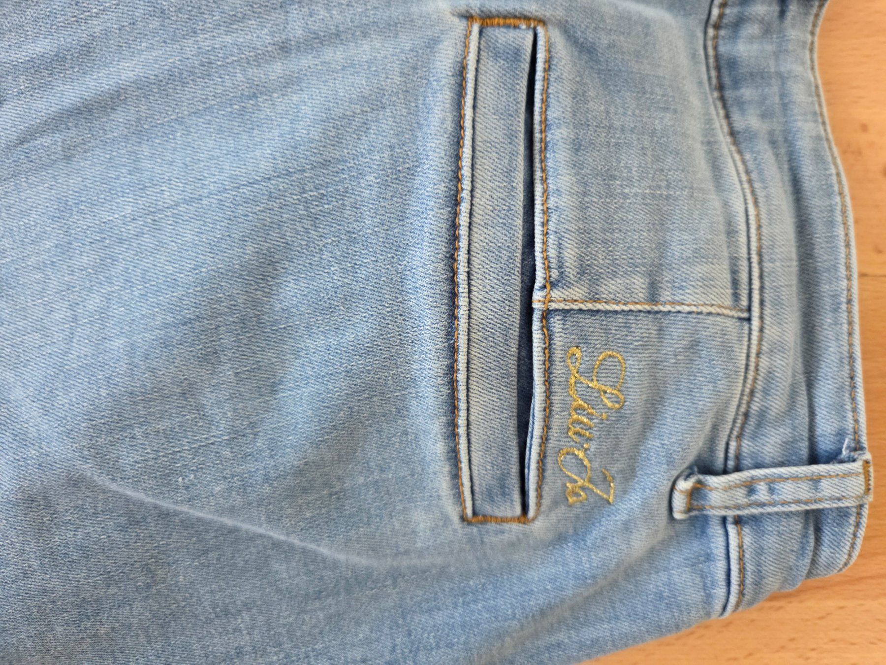 Liu Jo Jeans: Liu Jo Jeans 29 – Neuf avec emballage d'origine à Zug par Bibibo 1