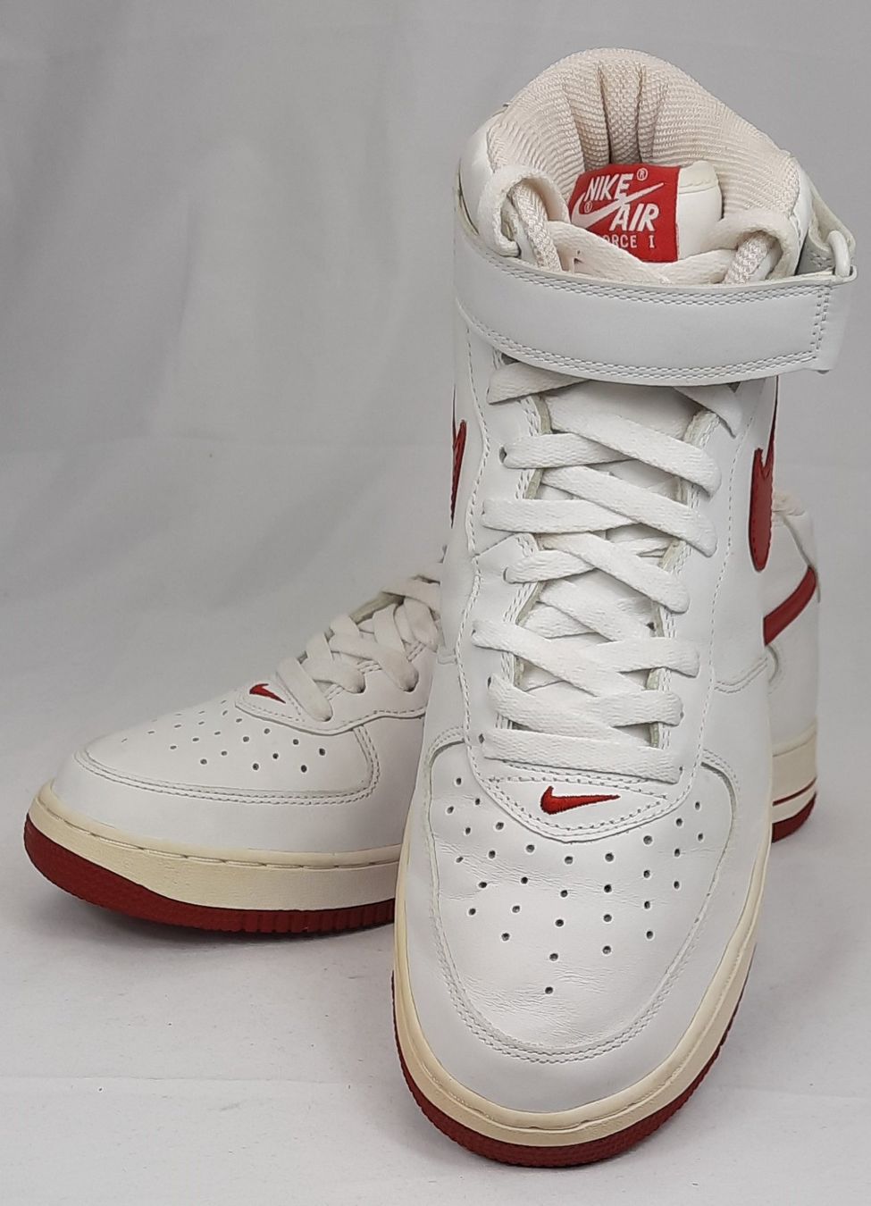 Nike Herrenschuhe: NIKE Air Force 1 Mid  Sneaker White / Varsity Red Gr. 45.5 – Neu (gemäss Beschreibung) aus Seuzach von VT-Collections2 5