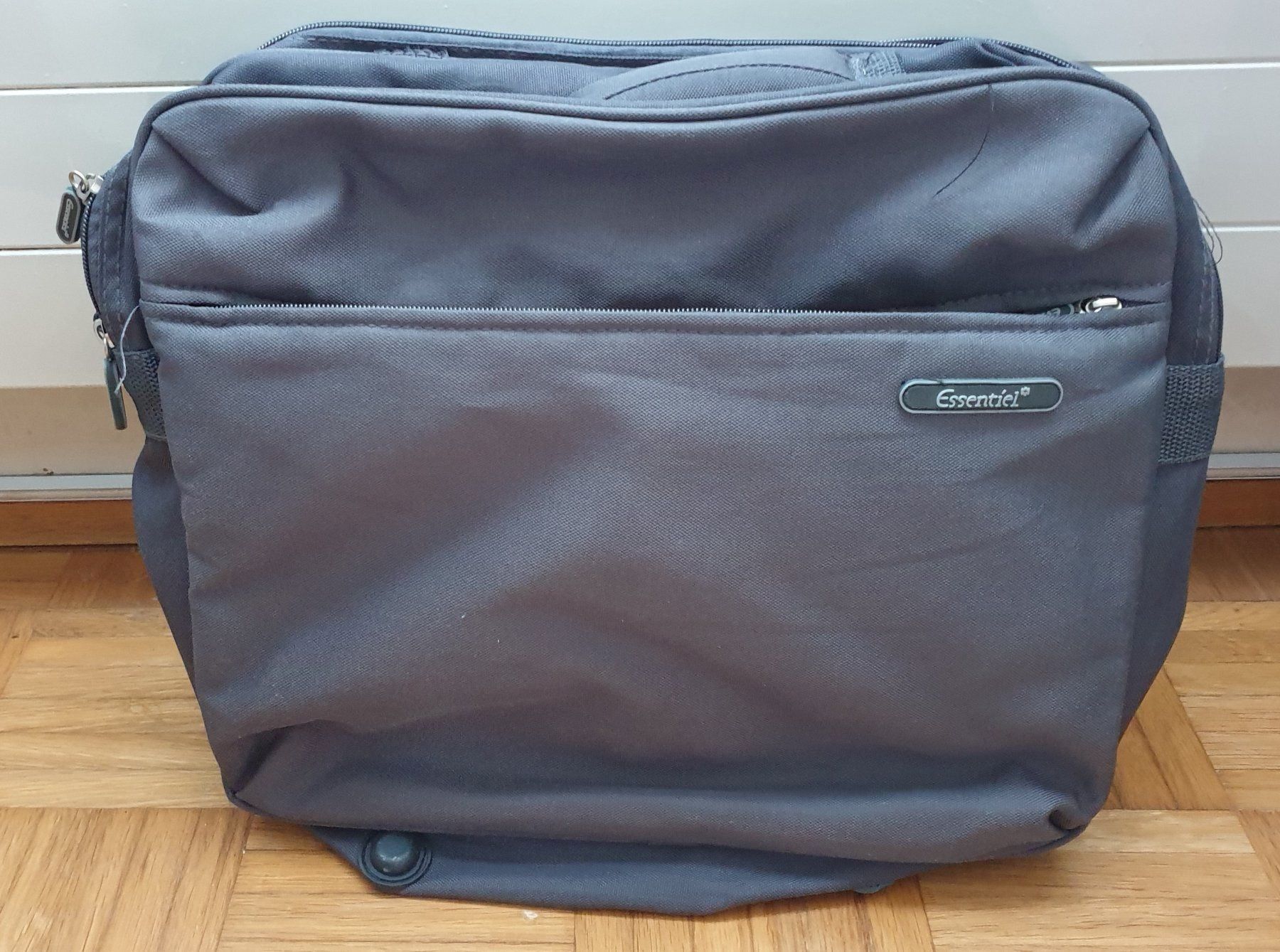 Koffer & Taschen: Essentiel Aktentasche Allroundertasche – Neu (gemäss Beschreibung) aus Basel von Ringe1