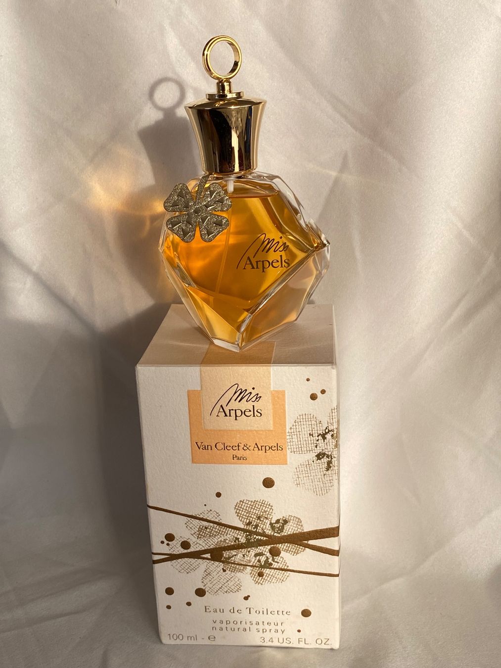 Van Cleef Profumi & Eau de Toilette: Van Cleef & Arpels Miss Arpels EdT Spray 100 ml, neu – Nuovo (secondo la descrizione) da Dietlikon venduto da Trukaip
