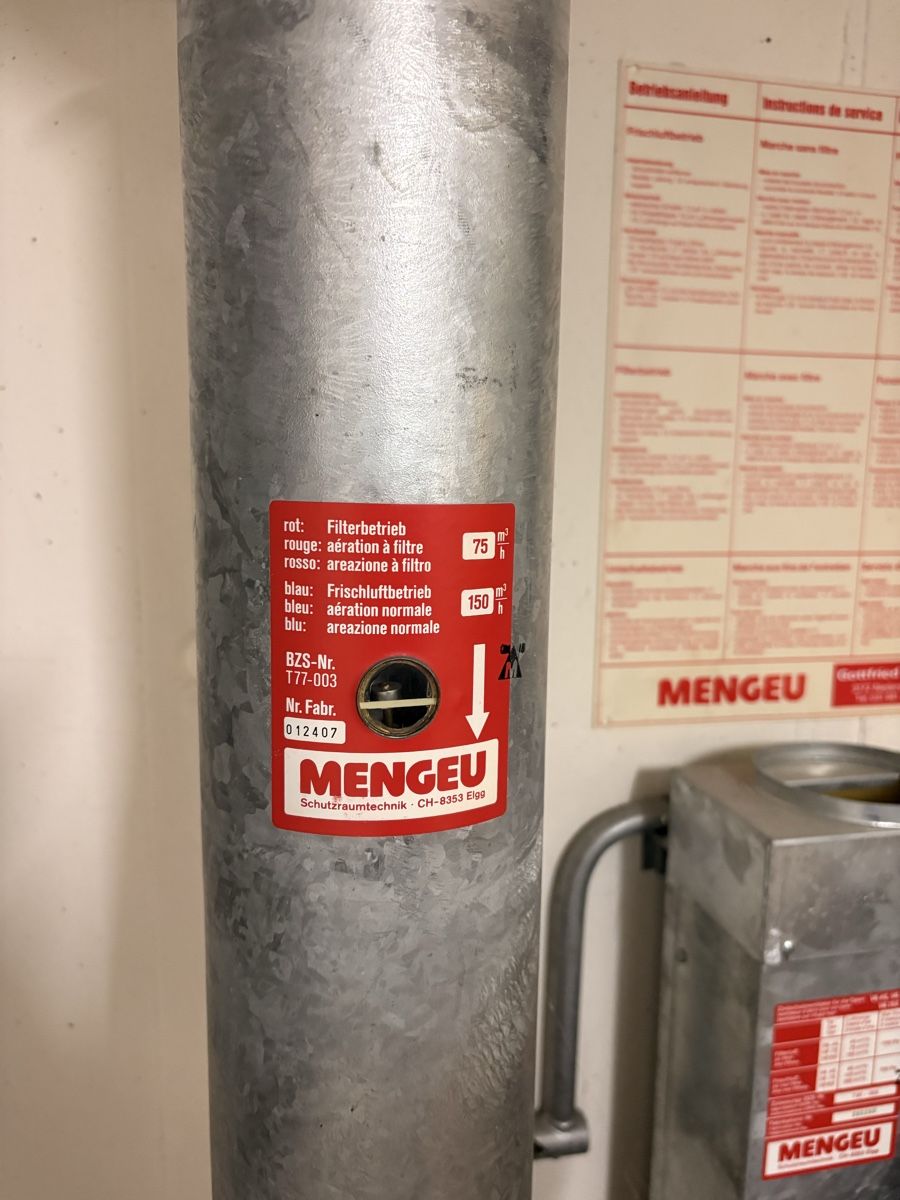 Purificatori d'aria: Mengeu Schutzraumventilator – Usato da Fraubrunnen venduto da waddle 4
