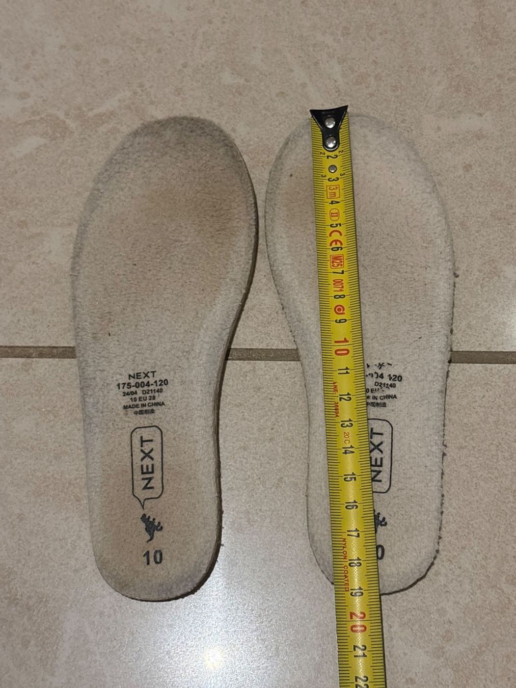 Next Scarpe per ragazzi: Gummistiefel Kinder Gr. 28, Traktor/Bagger – Usato da Bettlach venduto da Schtine1 3