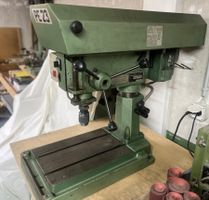 Professionelle Säulenbohrmaschine Cincinnati Milacron PE23