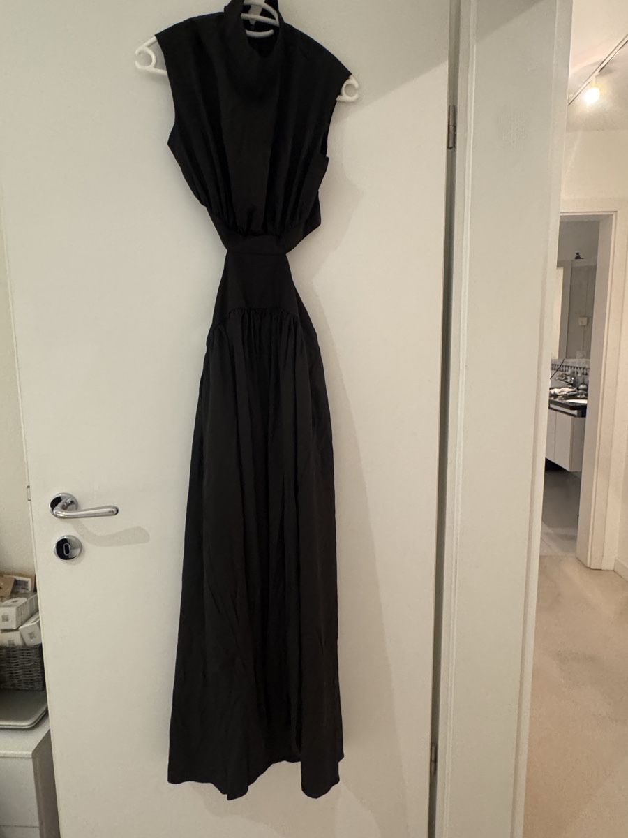 Kleider: Elegantes Maxikleid schwarz – Neu (gemäss Beschreibung) aus Binz von kratzer01 1