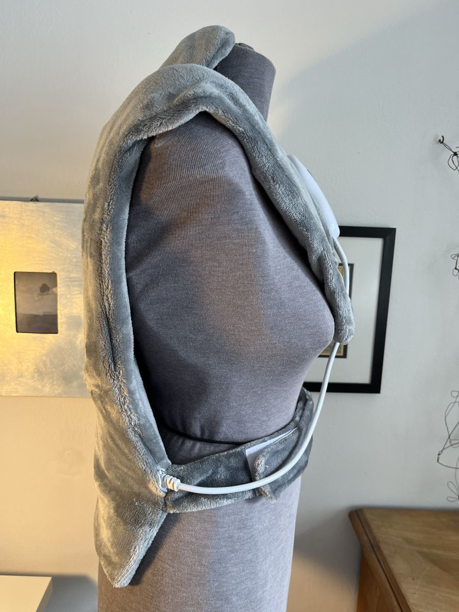 Massagegeräte: Heating and massage wrap – Neu (gemäss Beschreibung) aus Lausanne von joltei 1