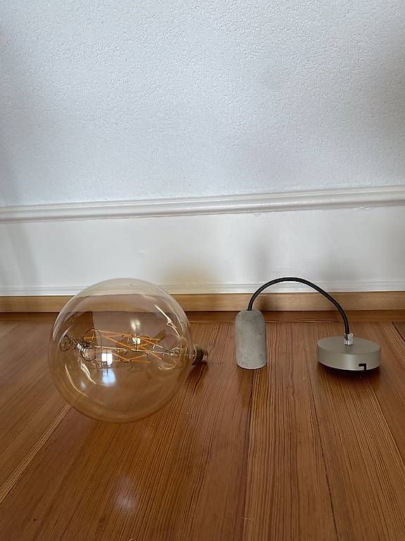 Lampen: Lampe  – Gebraucht aus Lausanne von keriea