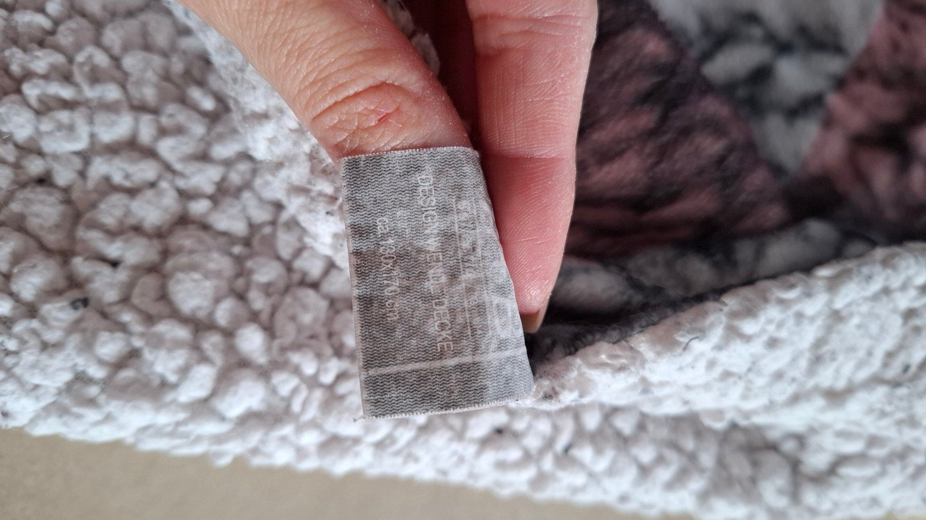 Decken: Kuscheldecke – Neu (gemäss Beschreibung) aus Rickenbach b. Wil von Beautiful.Things 6