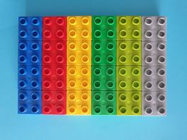 Lego Duplo (K19) 24 Bausteine 2x2 Noppen
