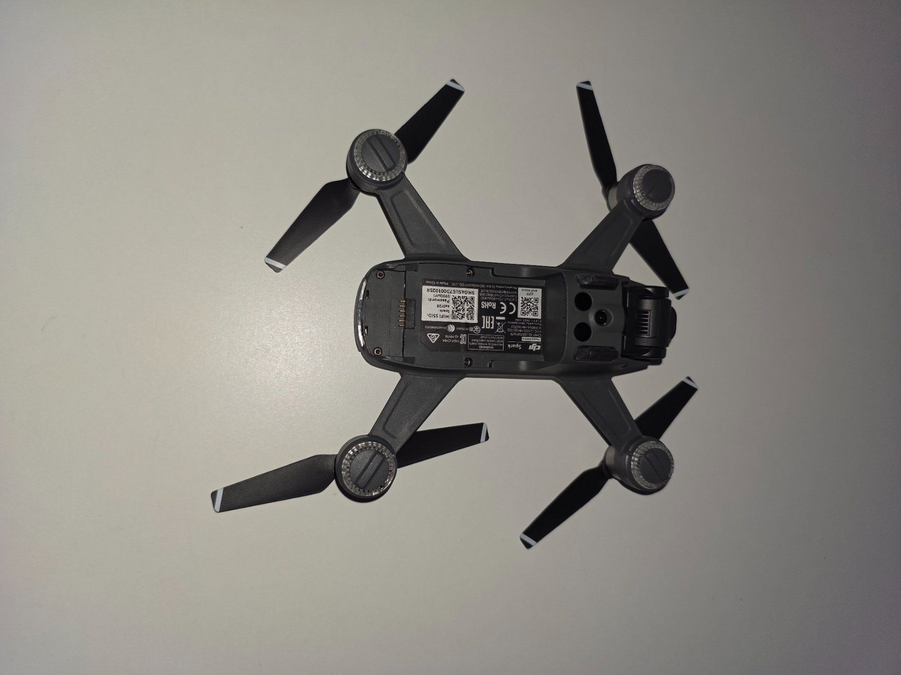 DJI Modellismo RC: DJI Spark ohne Akku – Usato da Tagelswangen venduto da Lanfanty 1