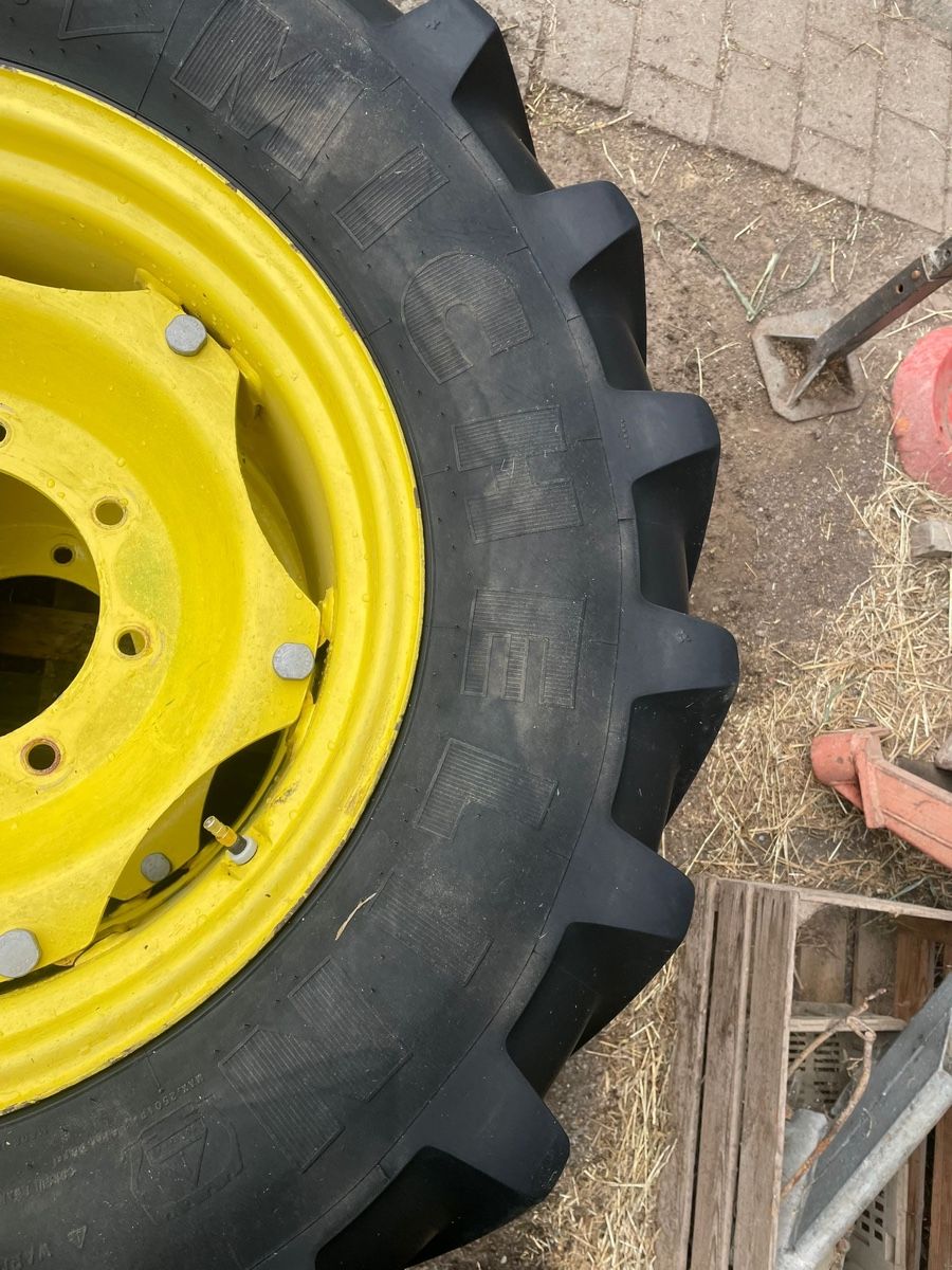Pneus & Kompletträder: John Deere Kompletträder – Gebraucht aus neudorf von danih72 1