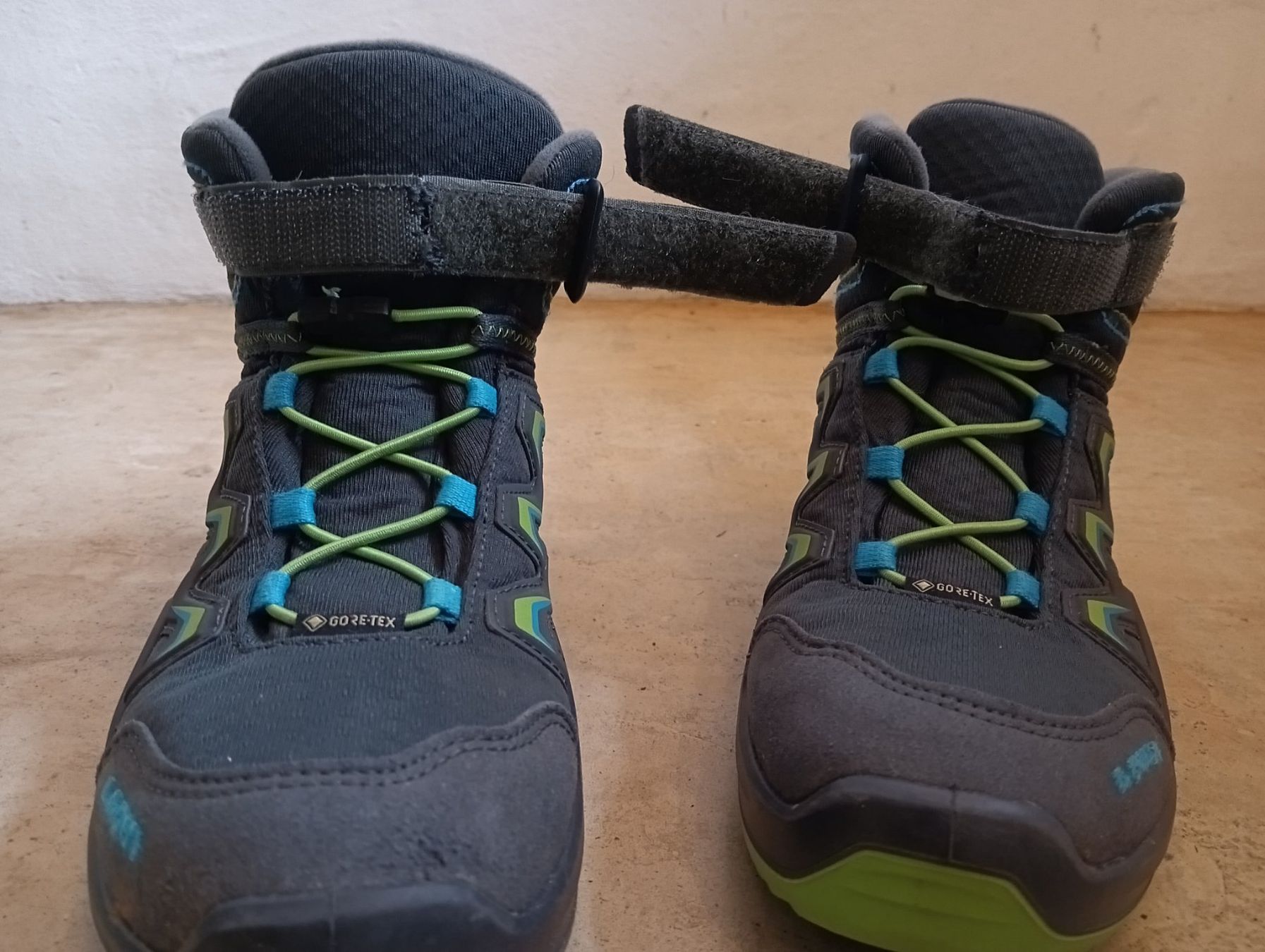 Lowa Scarpe per ragazzi: Wanderschuhe 35 gefüttert – Usato da Nänikon venduto da aweiss01 4