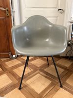 Eames Armchair Fiberglass, H-Base