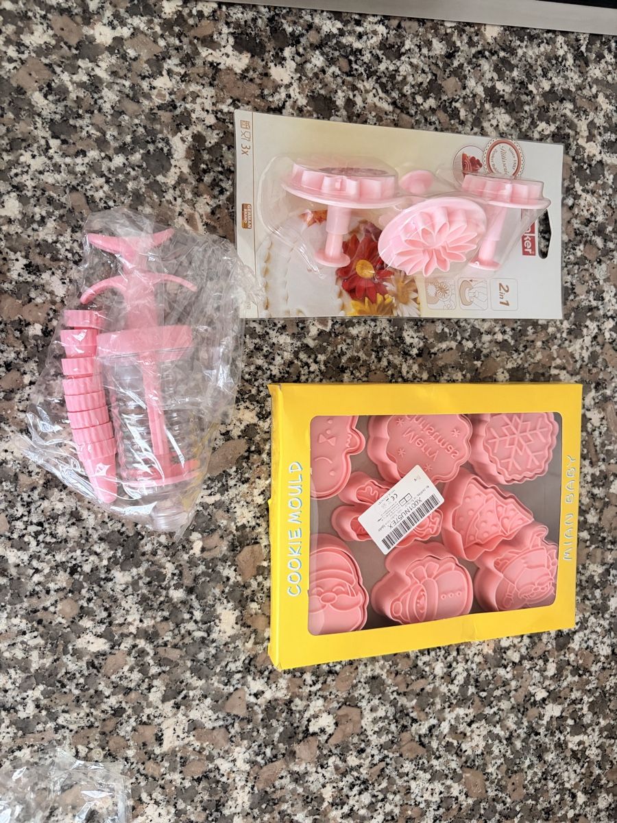 Teglie da forno: Backformen Set Ausstechformen und Spritztülle neu – Nuovo e nell'imballaggio originale da St.Gallen venduto da rslalfs 2