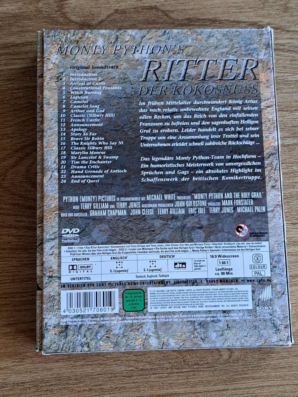 Alle DVDs: Die Ritter der Kokosnuss, Monty Python and the holy Grail – Neu (gemäss Beschreibung) aus Unterseen von Kanica 1