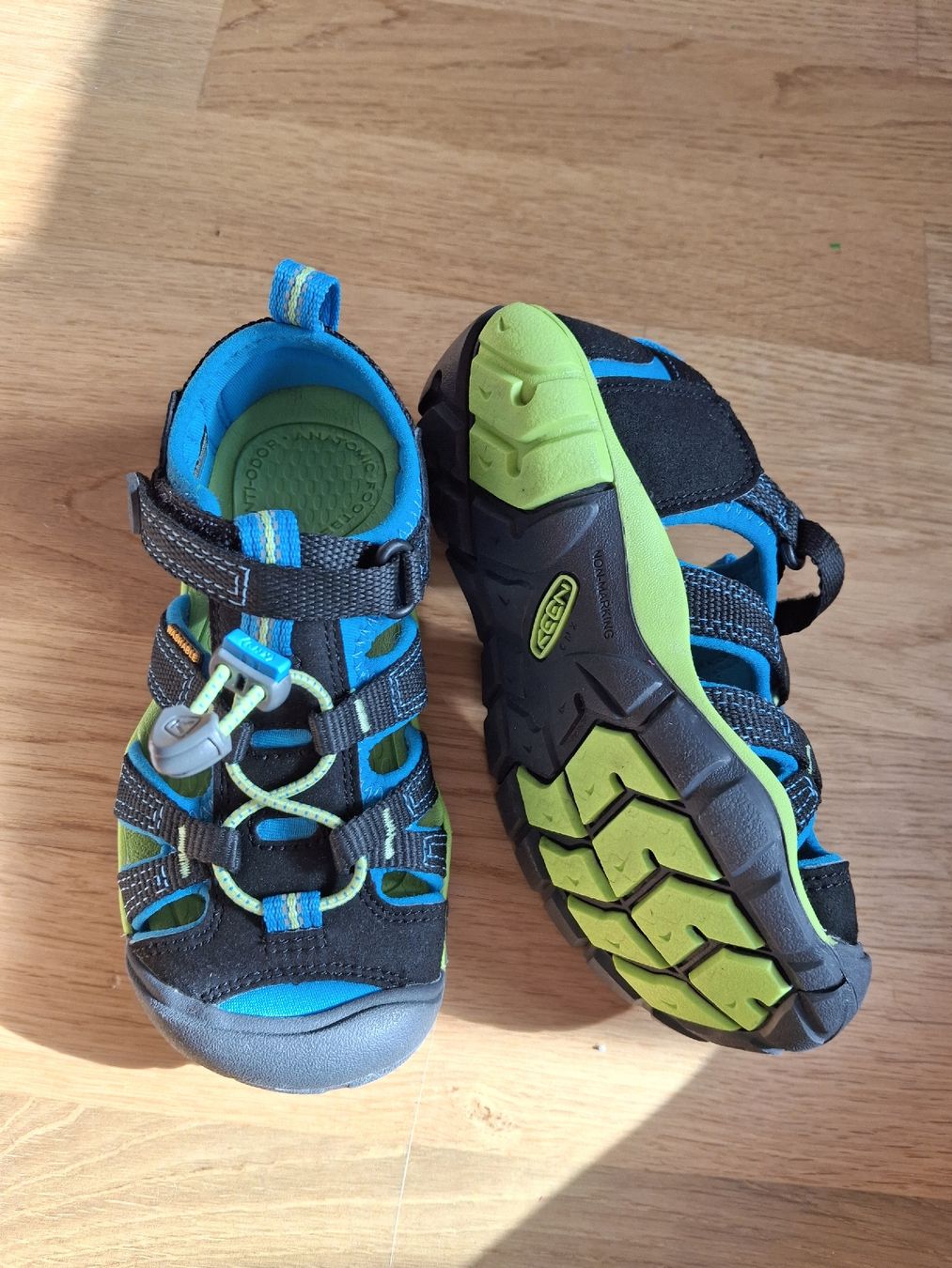 Keen Schuhe für Jungen: Kindersandalen Keen 29 – Neu und originalverpackt aus Lindau von ResiChris