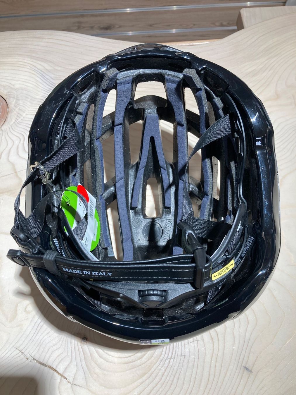 Kask Casques: Kask Valegro Helm WG11 Strasse Black, Medium – Neuf (Voir description) à Lauterbrunnen par Imboden-Bike 3