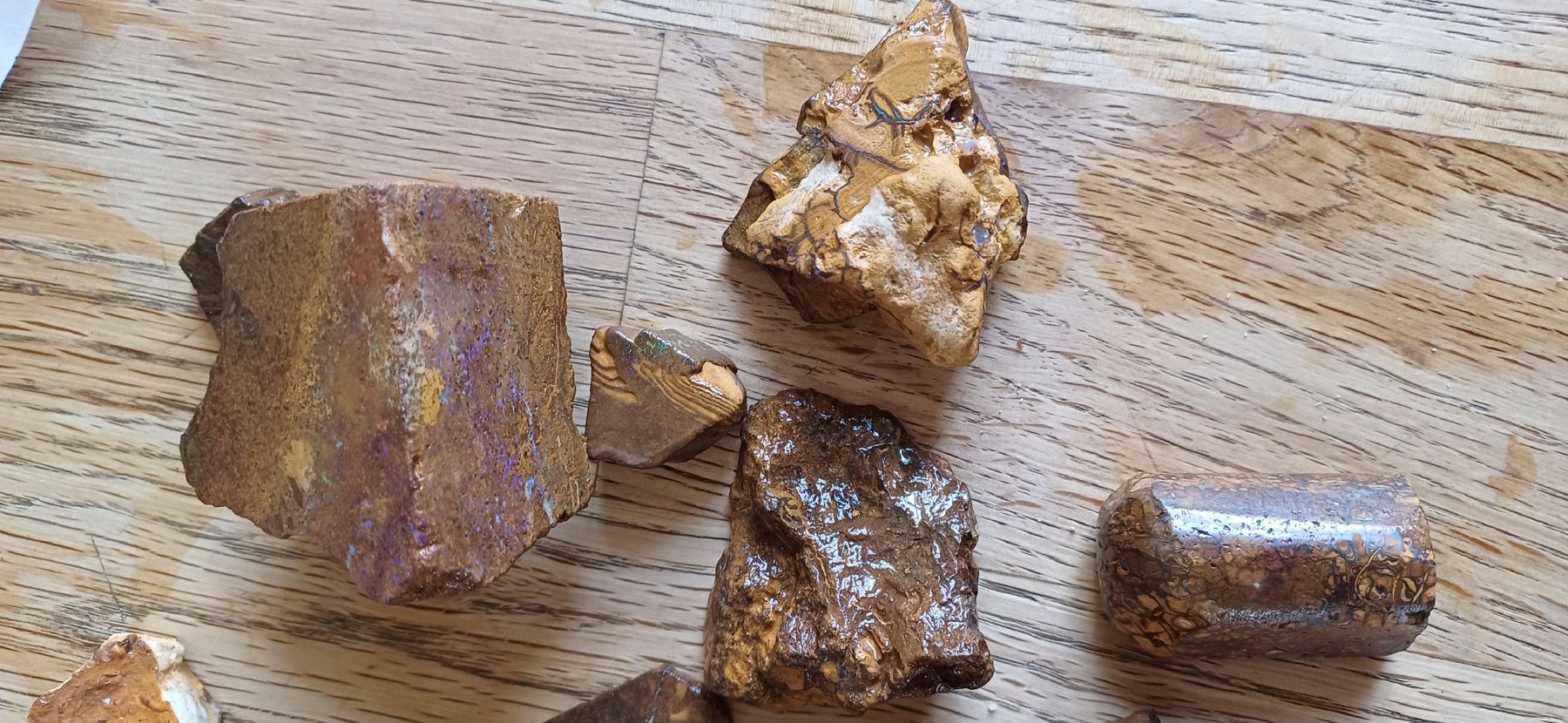 Pietre preziose: 222 Gram Opal roh  – Usato da Flawil venduto da Naphtali 1