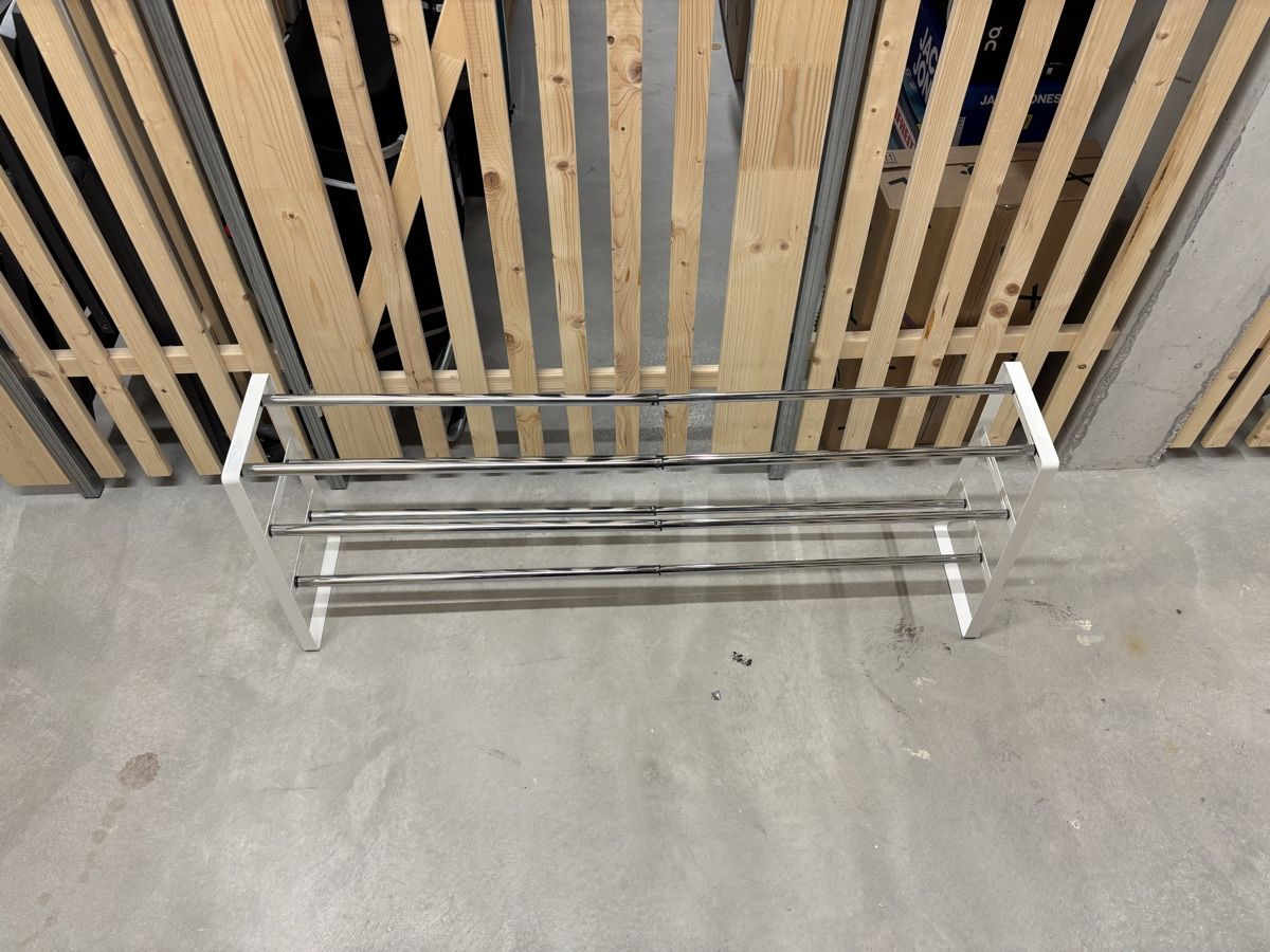 Scaffali: Schuhgestell – Usato da Dübendorf venduto da Greuter03 1