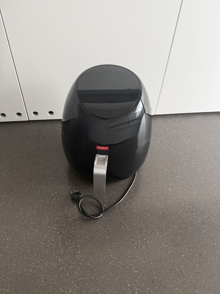 Bodum Elettrodomestici da cucina: Bodum Heissluftfritteuse schwarz gebraucht – Usato da Ruswil venduto da ale_vm9r