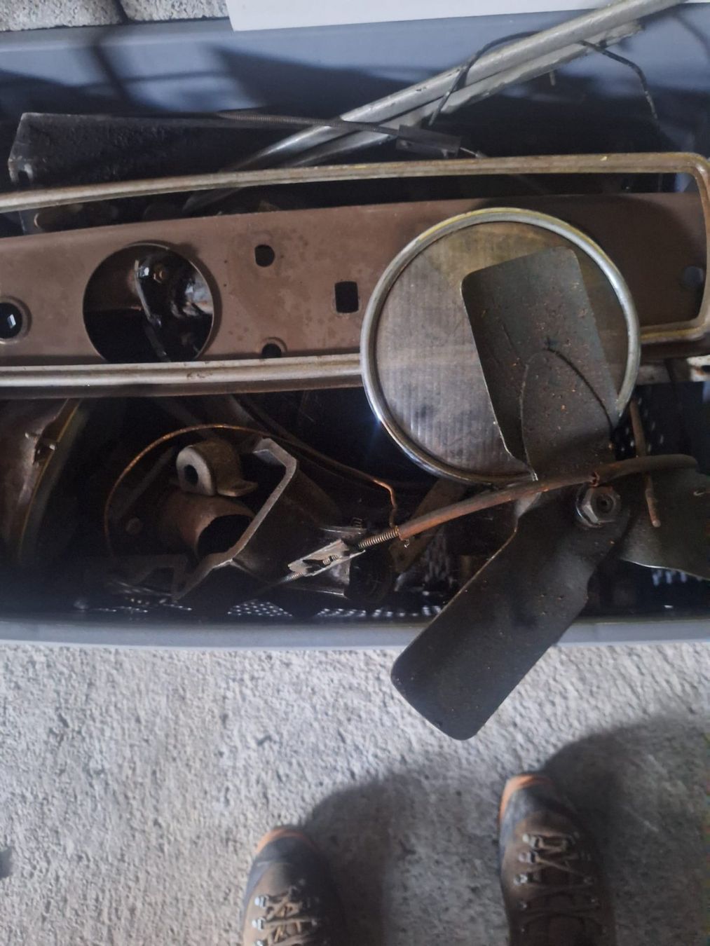 Tutti pezzi di ricambio auto: Topolino  diverse Teile – Usato da Wald ZH venduto da hul_h9db 3