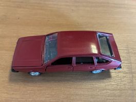 Modellauto VW Passat GLS 1:43 guter Zustand