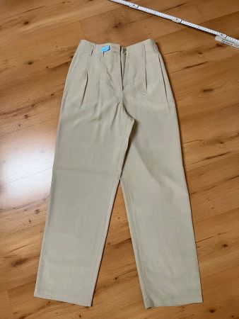 Business Hose 36 tailliert beige