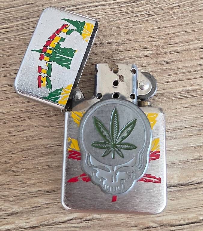 Feuerzeuge: Zippo – Gebraucht aus Confignon von Tibinhosfc 2