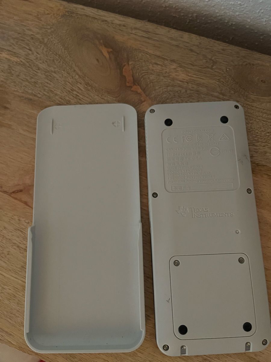 Texas Instruments Taschenrechner: Taschenrechner, TI-84 Plus CE-T – Gebraucht aus Neunkirch von manmanman123 1