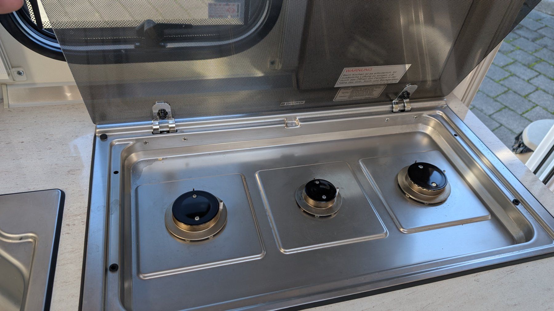 Veicoli da campeggio: Bürstner Averso Top Wohnwagen – Usato da Fulenbach venduto da mandoseck 8